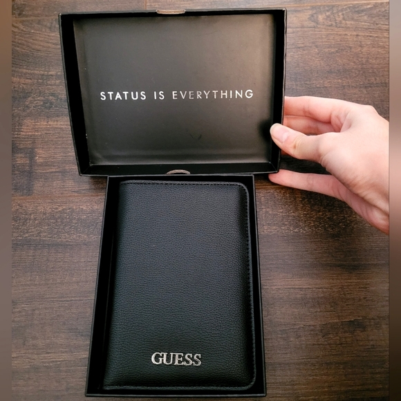 Guess Elite Passport Case Wallet - Picture 6 of 12